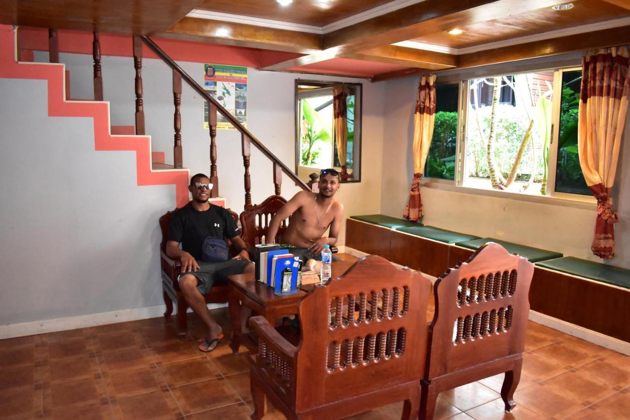 Phi Phi K House Hotell Exteriör bild
