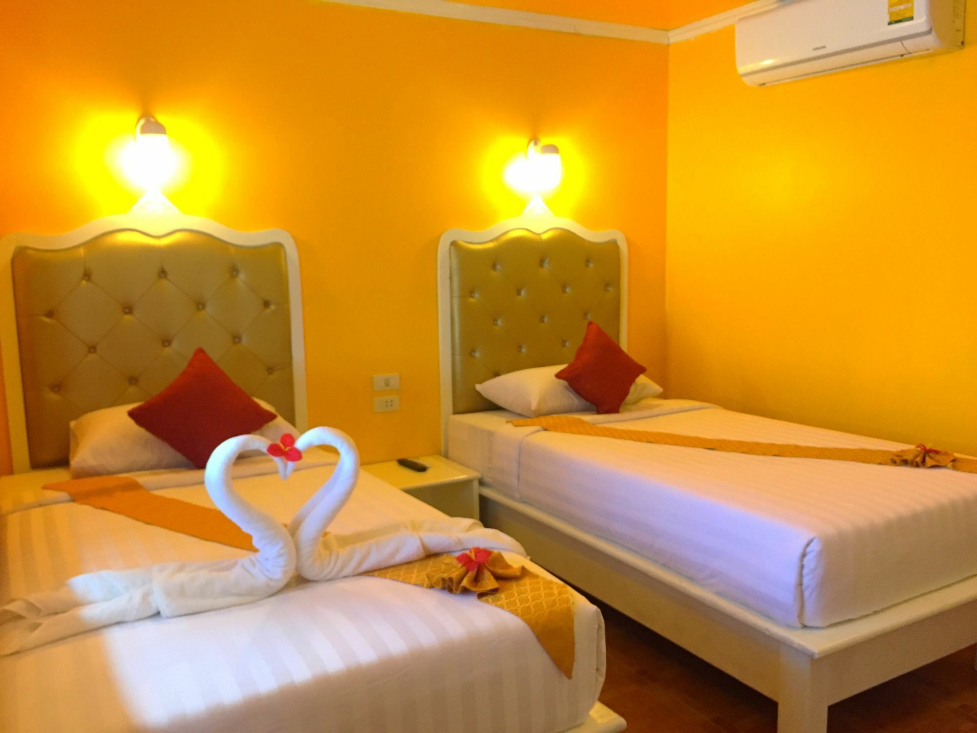 Phi Phi K House Hotell Exteriör bild